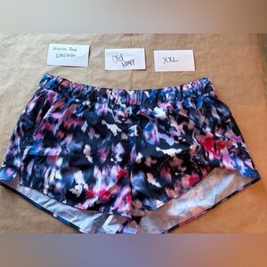 Old Navy Women's Multicolor Athletic Shorts